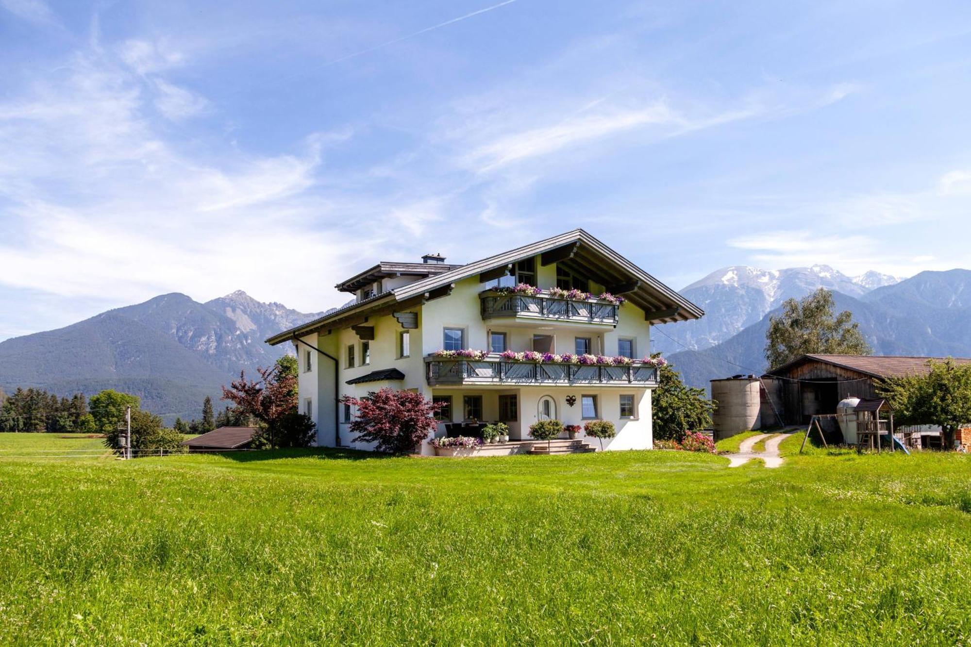 Gaestehaus Weber Oberperfuss Dış mekan fotoğraf